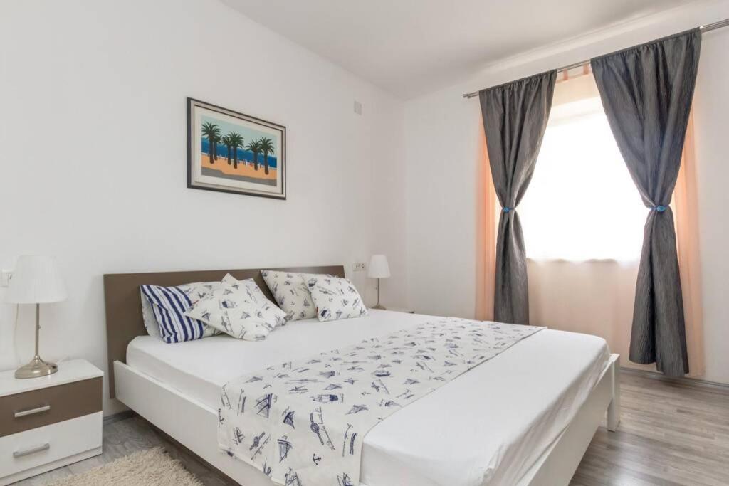 Apartman Buki **** Split Exterior foto